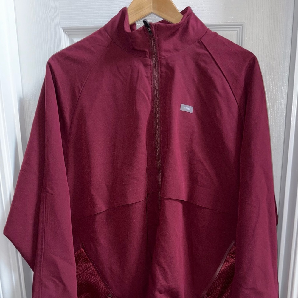 Figs Sydney Scrub Jacket 2X Burgundy Full Zip Multi Pockets Mesh Lining Comfy